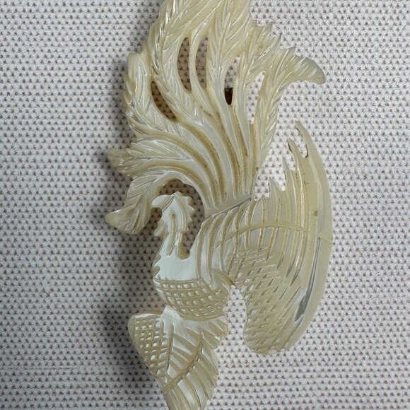 Vintage Carved Mother Of Pearl Rooster Brooch 2 5/8" - Picture 2 of 10